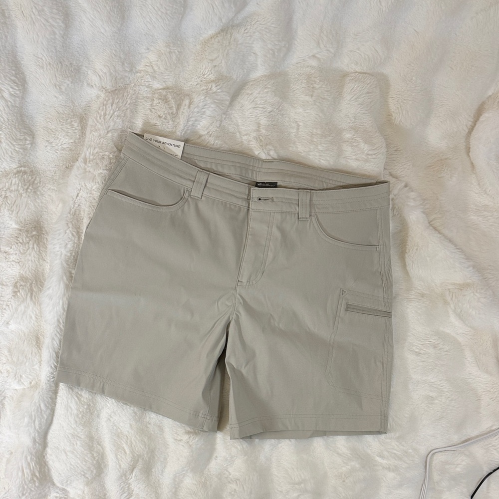 Eddie Bauer Light Gray Casual Shorts mid rise